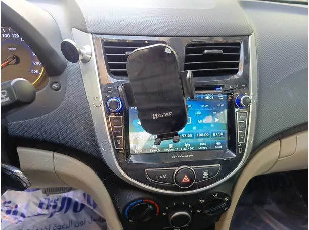 Car image 20
