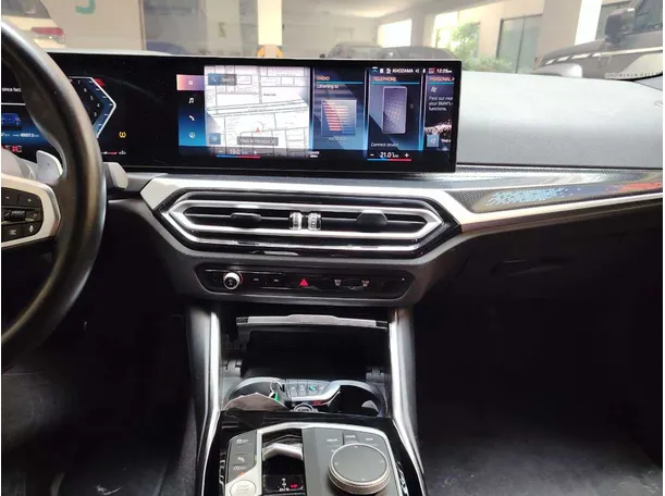 Car image 23