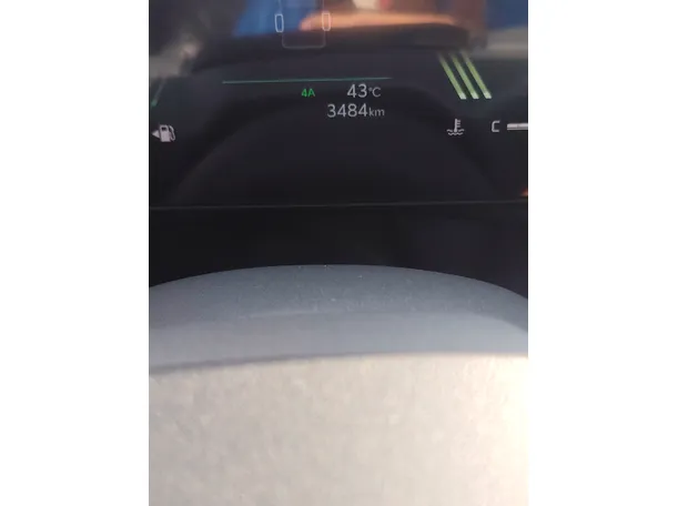Car image 25