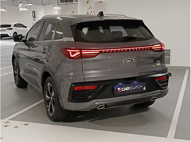 Car image 7