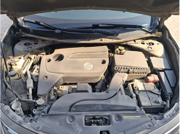 Car image 22