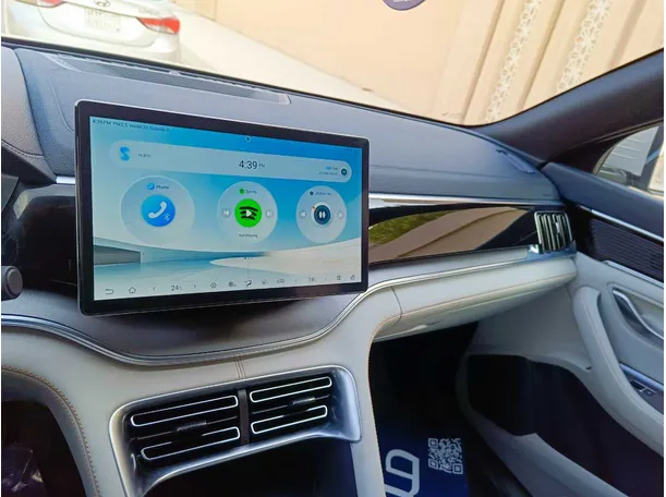 Car image 26