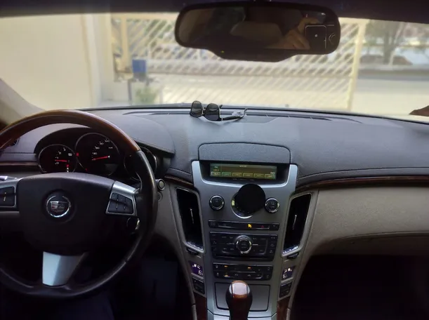 Car image 7