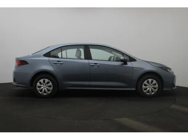 Car image 13