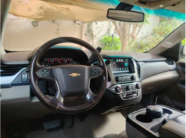 Car image 24