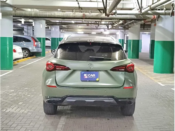 Car image 6