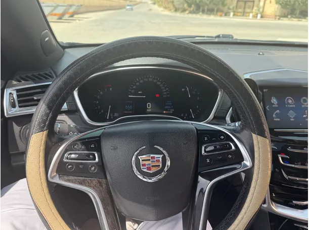 Car image 16