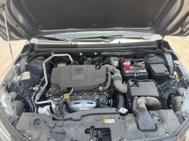 Car image 24
