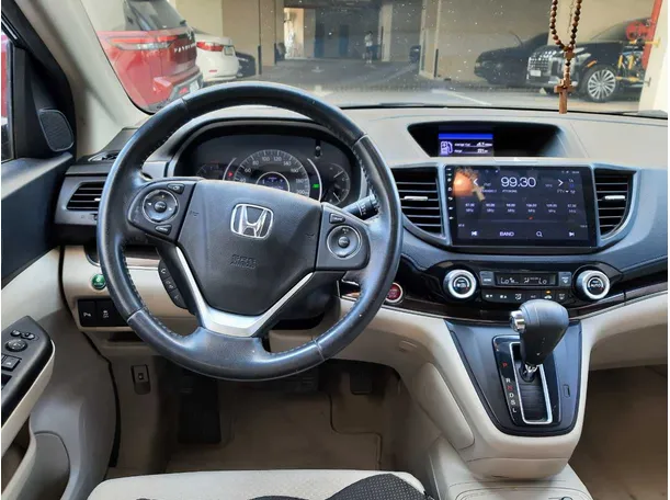 Car image 17