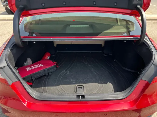 Car image 21