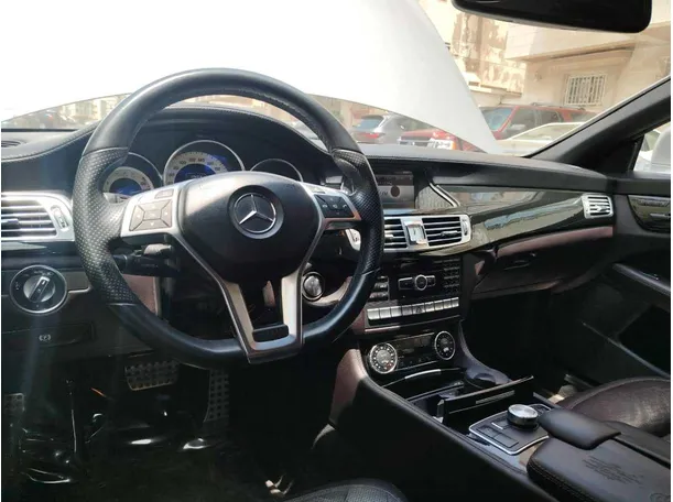 Car image 22