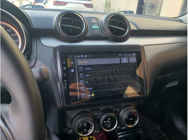 Car image 17