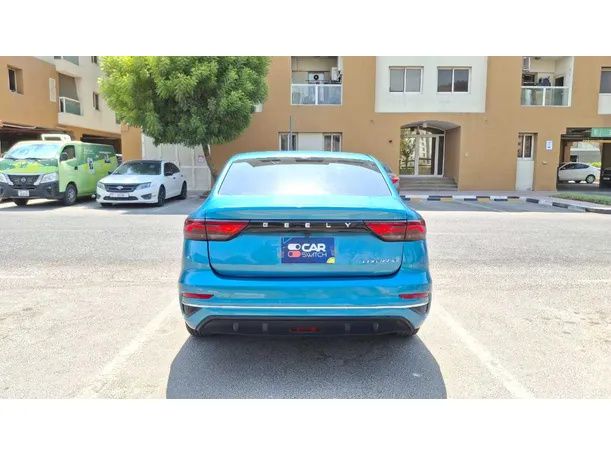 Car image 6