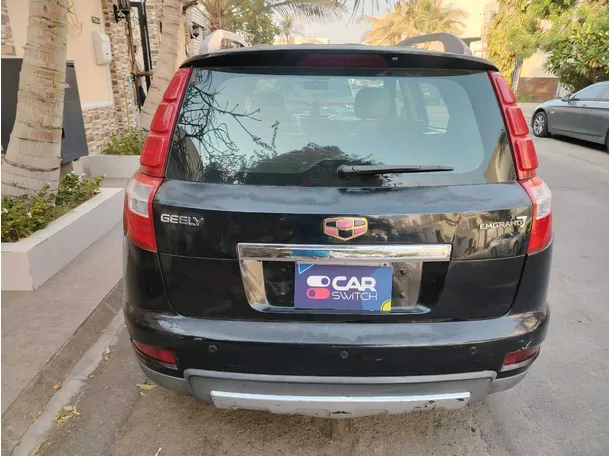 Car image 6