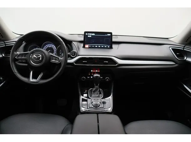 Car image 14