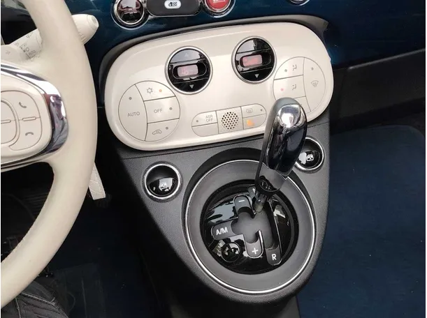 Car image 28