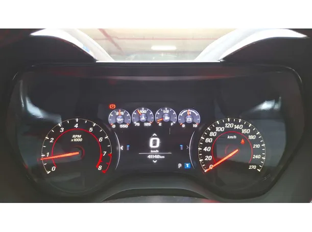 Car image 16