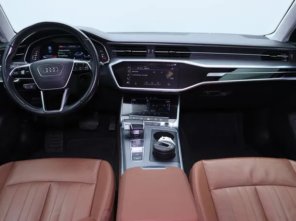 Car image 14