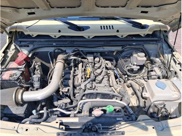 Car image 30