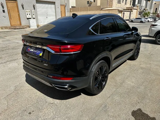 Car image 5