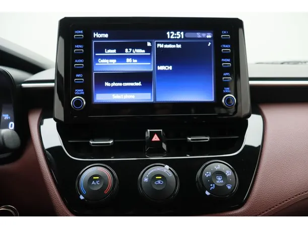 Car image 5