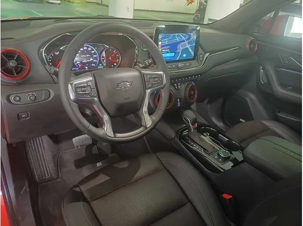 Car image 11