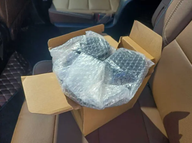 Car image 24