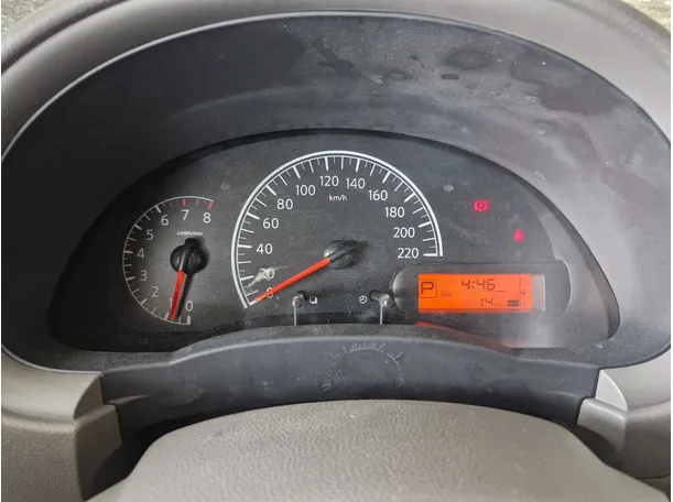 Car image 11