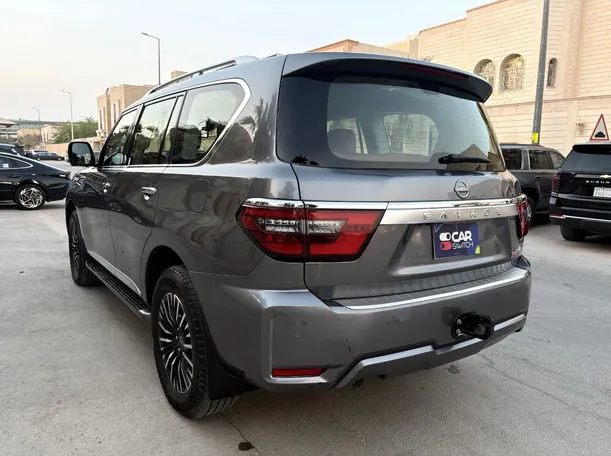 Car image 7