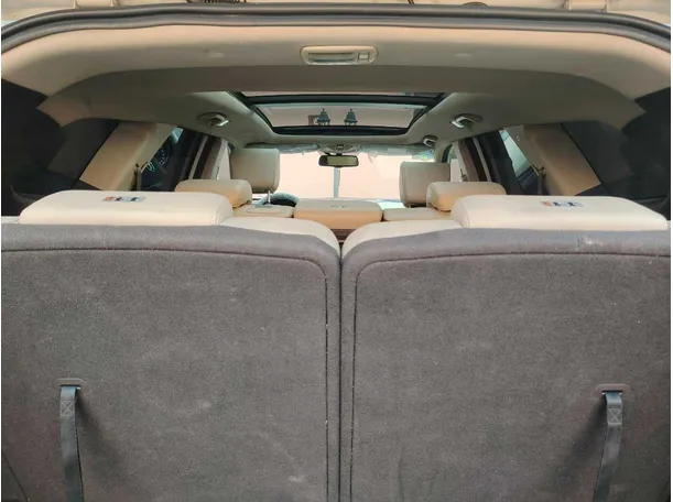 Car image 42