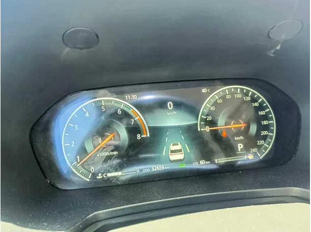Car image 27