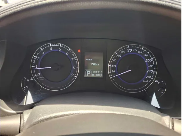 Car image 25
