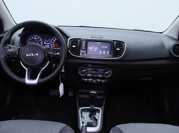 Car image 14