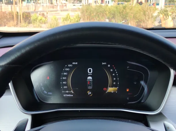 Car image 26