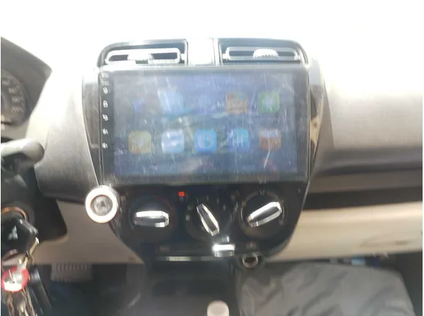 Car image 25