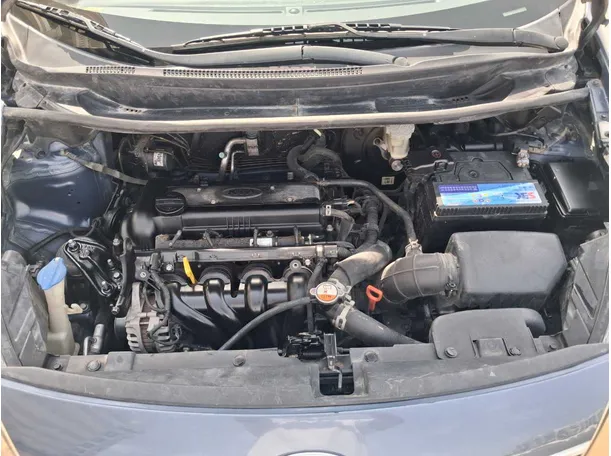 Car image 20