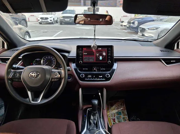 Car image 15