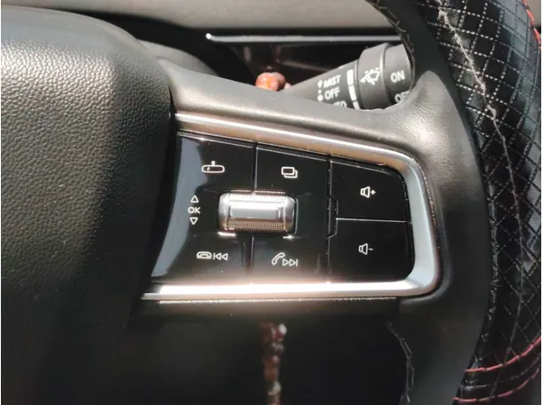 Car image 27
