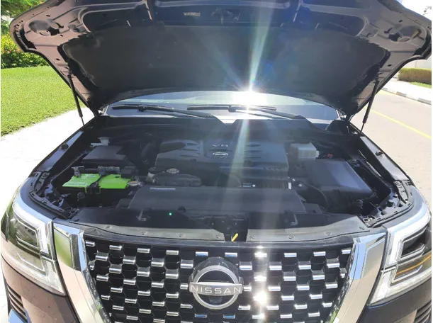 Car image 19