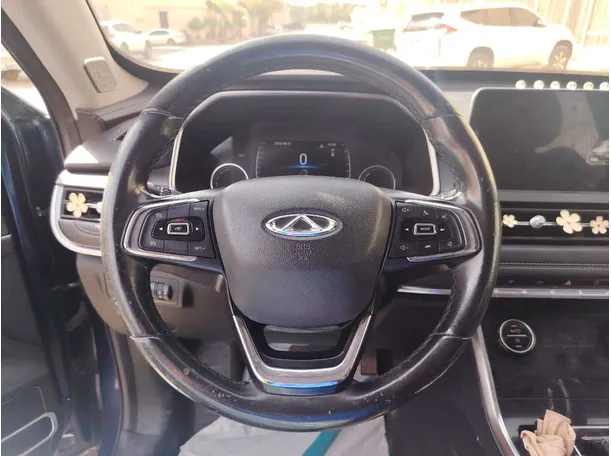 Car image 22