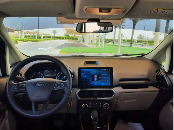 Car image 15