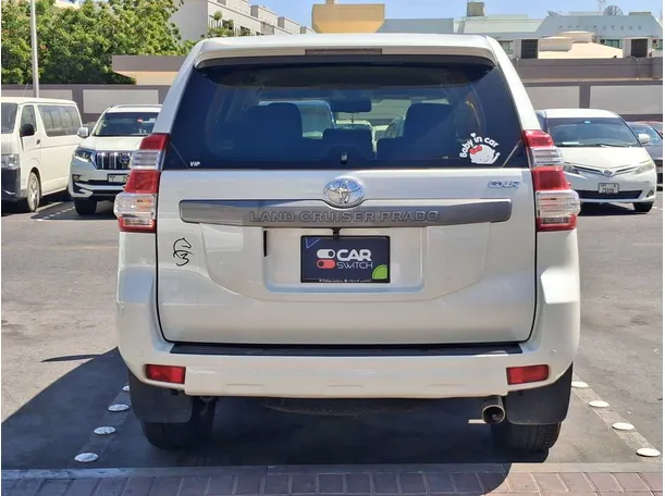 Car image 6