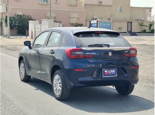 Car image 7