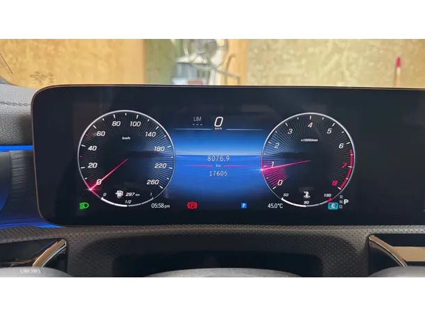 Car image 21