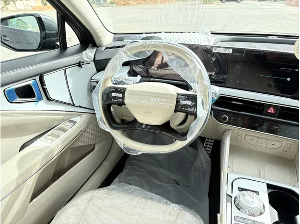 Car image 21