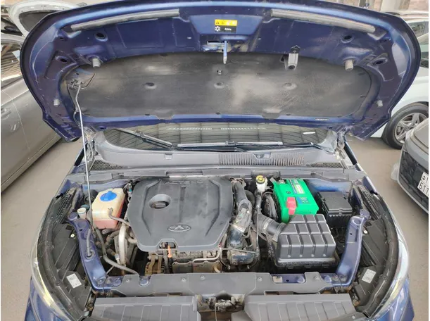 Car image 29