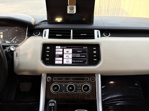 Car image 21