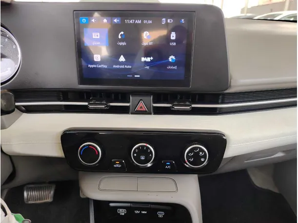 Car image 20