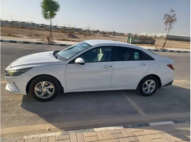 Car image 8