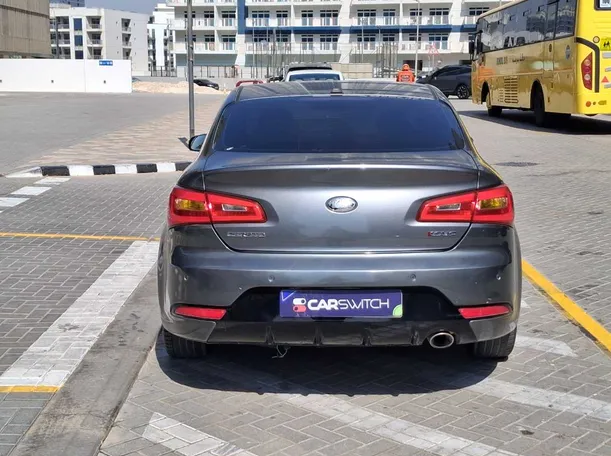 Car image 6